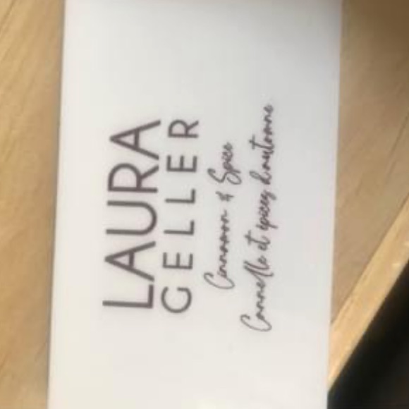 Laura Geller Eyeshadow Palette - Picture 2 of 3